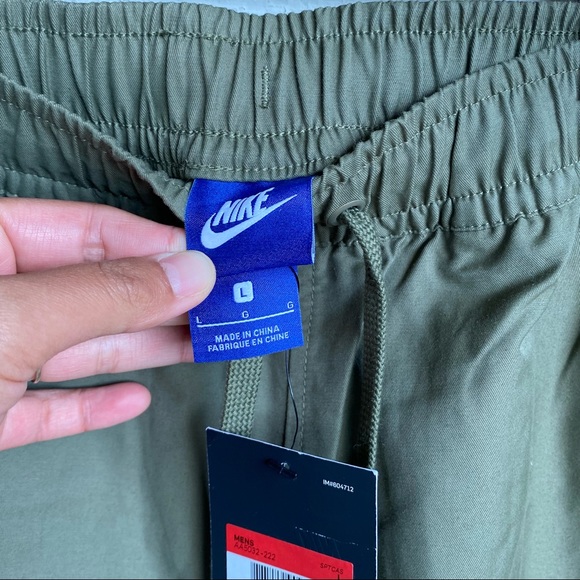 SOLD nike | mens olive green shorts | size large - Picture 5 of 6